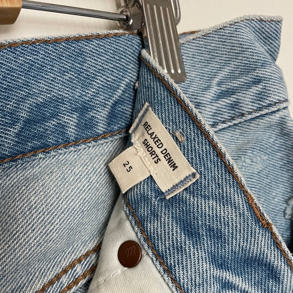 Madewell Relaxed Denim Short - Picture 3 of 5